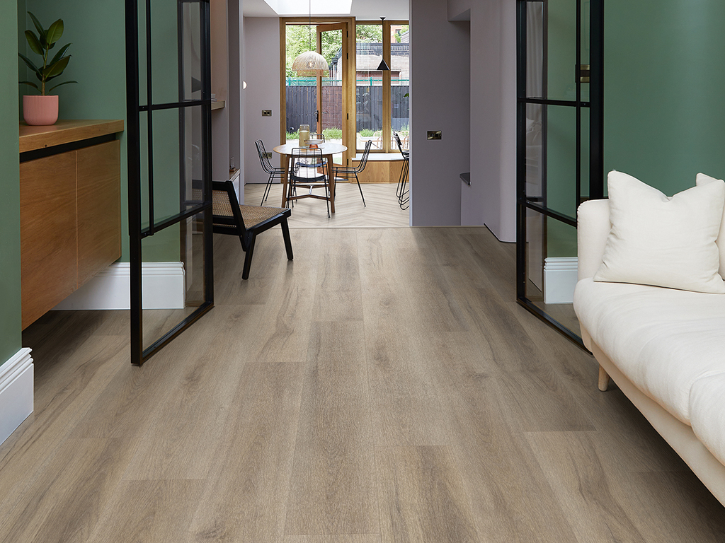 Colonia_4383 Natural Bare Oak_Hallway_1024x768px