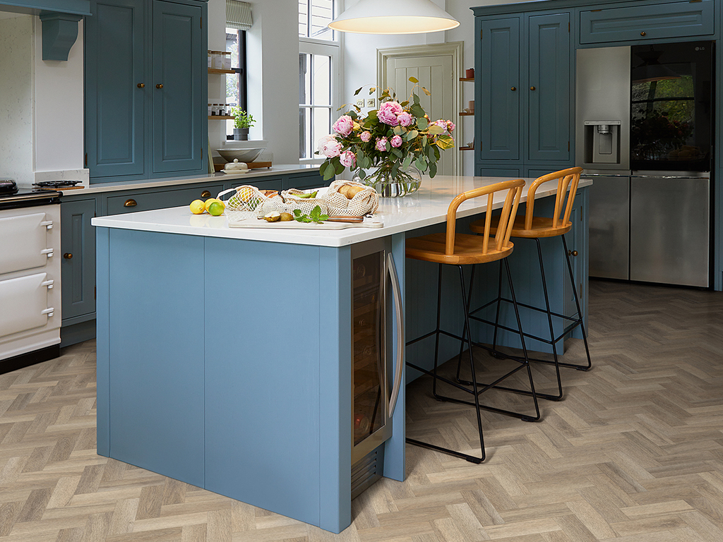 Colonia_4642 Bloomfield Oak Small Parquet_Kitchen_1024x768px