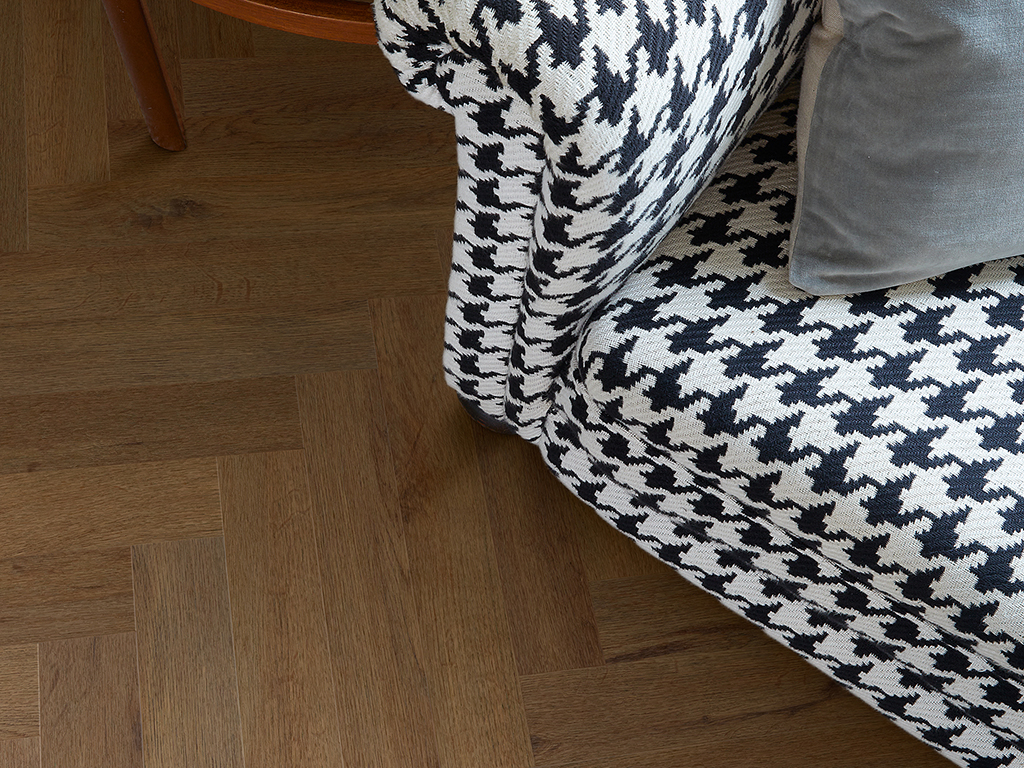 Colonia_4647 Hamilton Oak Large Parquet_Cam_1024x768px