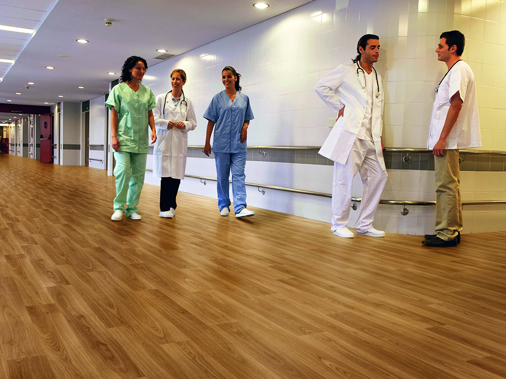 Forest FX PUR_3340 European Oak_Hospital Hallway_1024x768px