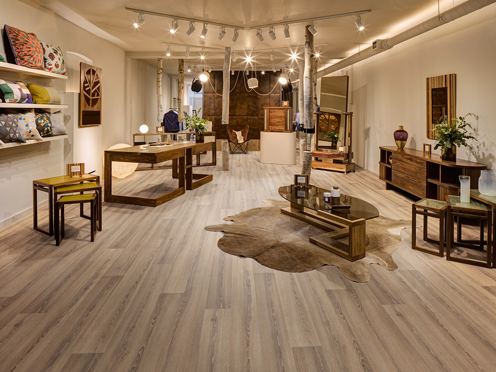 Retail area. Clerkenwell London Showroom, London, United Kingdom. Architect: n.a, 2015.