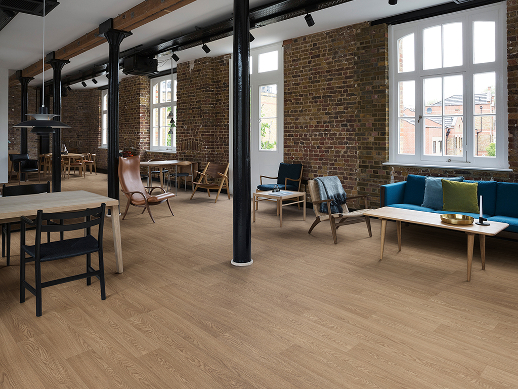 View of the entire showroom. Carl Hansen Showroom Clerkenwell, London, United Kingdom. Architect: Carl Hansen, 2015.