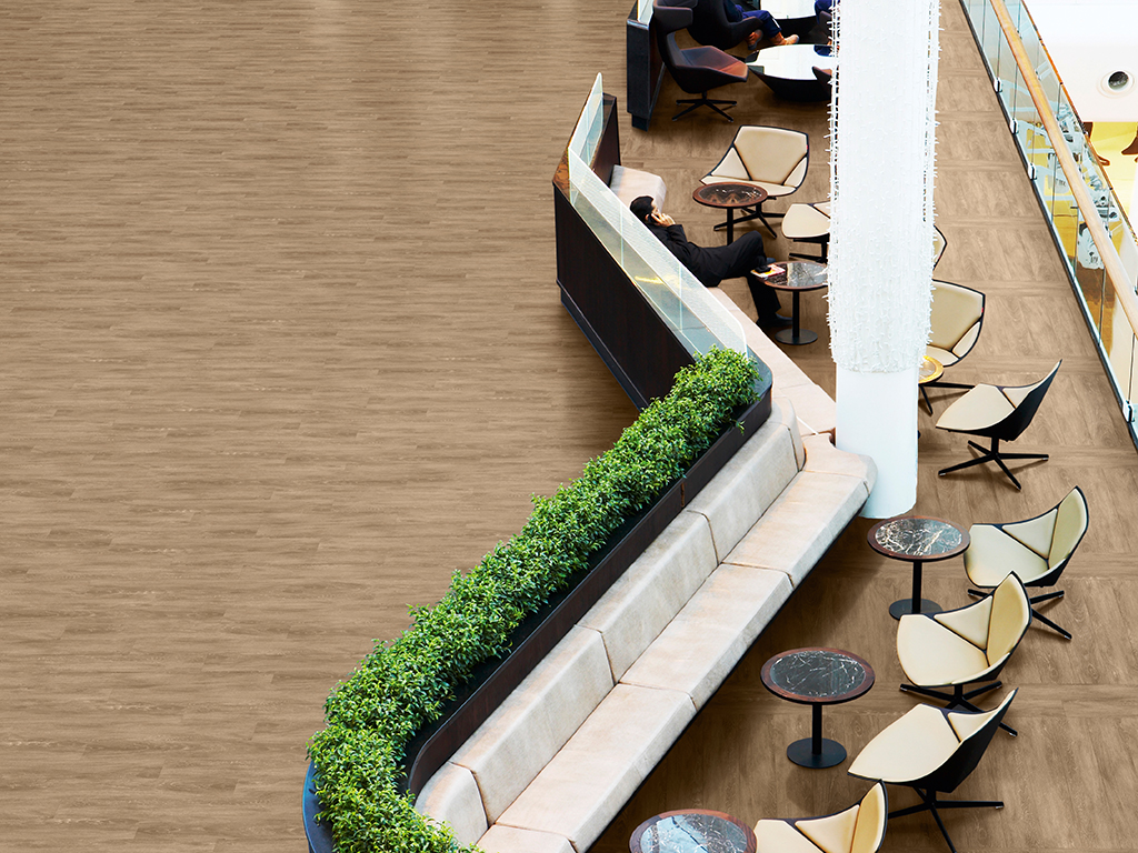 Westfield London, London, United Kingdom. Architect: Westfield group, 2008. Eating area.